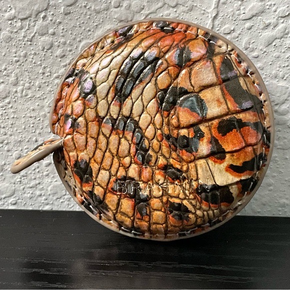 Brahmin LEOPARD CUB MELBOURNE Leather TAPE MEASURE NWOT - Picture 5 of 6